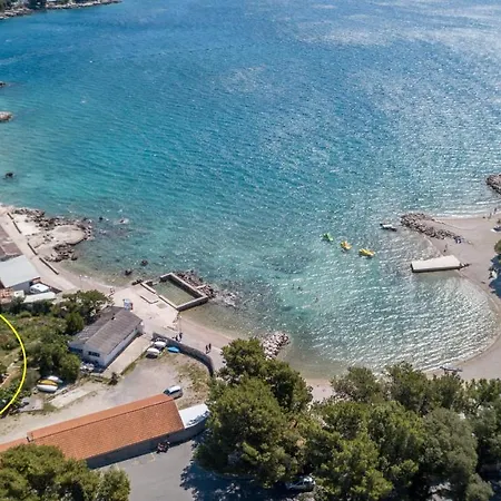 Beach Apartment Appartamento Krk Town